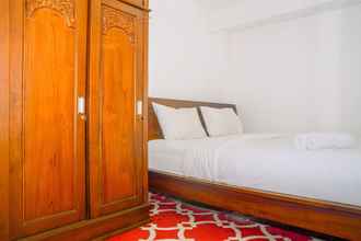 Kamar Tidur 4 Comfy and Beautiful 1BR at Tamansari The Hive Apartment