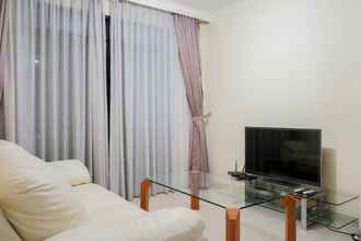 Kamar Tidur 4 Elegant and Homey 2BR Hampton's Park Apartment