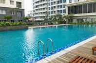 Kolam Renang Well Appointed 1BR Apartment at The Aspen Residences