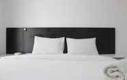 Kamar Tidur 3 Monochrome Style Studio Room @Grand Asia Afrika Apartment