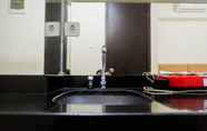 In-room Bathroom 5 Elegant Studio Apartment at Tamansari Papilio