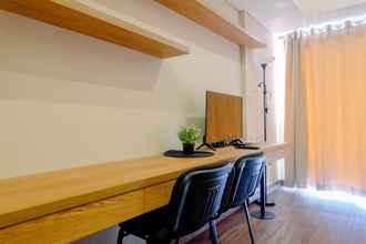 ห้องนอน 4 Warm Design Studio Apartment at Casa De Parco