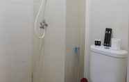 In-room Bathroom 6 Best Price and Modern Studio Apartment at Ayodhya Residence