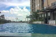 Kolam Renang Japanese Style Studio Apartment at The Oasis Cikarang