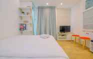 Kamar Tidur 5 Comfortable Studio Apartment at Woodland Park Residence