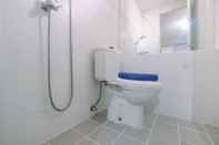 Toilet Kamar Strategic 2BR at Kalibata City Apartment