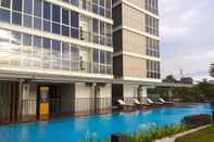 Kolam Renang Highest Value Studio Apartment at Lexington Residence