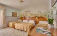 Bedroom 5 Hotel Washington