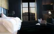 Bilik Tidur 4 First Hotel Paris Tour Eiffel