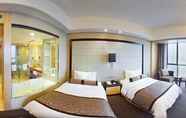 Kamar Tidur 2 Crowne Plaza Yichang, an IHG Hotel