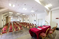 Functional Hall Poggio all'Agnello – Sport & Active Holidays