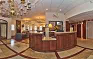 Lobby 6 Travelodge by Wyndham Watertown