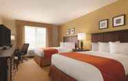 Bedroom 6 Country Inn & Suites by Radisson, Texarkana, TX