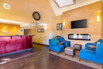 Lobby 4 Comfort Inn & Suites