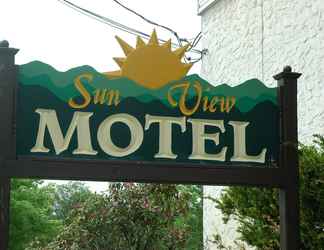 Exterior 2 SunView Motel