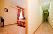 Bilik Tidur 2 Hostal Las Cortes