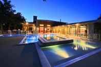 Swimming Pool Albirondack Park Camping Lodge and Spa