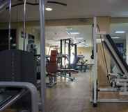 Fitness Center 5 Macdonald Dona Lola Club
