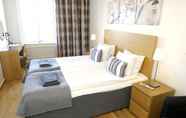 Kamar Tidur 5 Dockyard Hotel