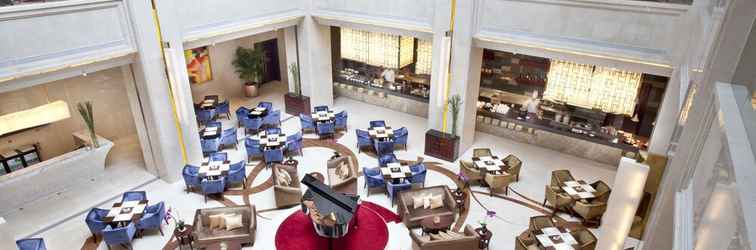 Lobby Regal Plaza Hotel & Residence