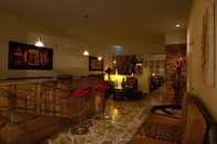 Quầy bar, cafe và phòng lounge 61Prado Guesthouse