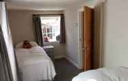 Bedroom 3 Dragon Inn Crickhowell