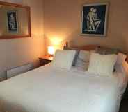 Bedroom 4 Ashbank Hotel