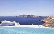 Hồ bơi 2 Katikies Santorini - The Leading Hotels Of The World