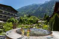 สระว่ายน้ำ Chalet Hôtel Hermitage - Hotel Chalet de Tradition