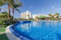 สระว่ายน้ำ Eix Lagotel Holiday Resort