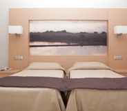 Bedroom 5 Eix Lagotel Holiday Resort