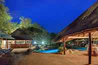 Swimming Pool Karongwe Portfolio - Shiduli Private Game Lodge