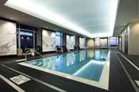 Swimming Pool The St. Regis Toronto