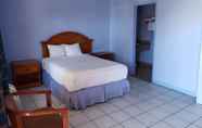 Bedroom 3 Aqua Breeze Inn
