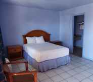 Bedroom 3 Aqua Breeze Inn