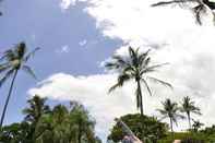 Swimming Pool Nomads Airlie Beach