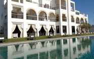 สระว่ายน้ำ 3 Riad Villa Blanche