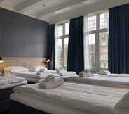 Kamar Tidur 2 Facade Hotel Amsterdam