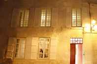 Exterior La Porte Rouge - The Red Door Inn Chambres d'Hotes
