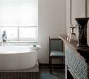 In-room Bathroom 4 Boutique Hotel Grote Gracht