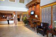 Lobby Econo Lodge Inn & Suites