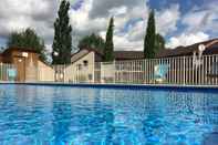 Swimming Pool Delfotel