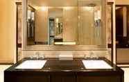 In-room Bathroom 2 The St Regis Bangkok