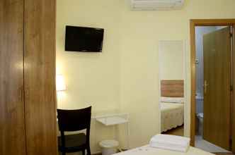 Kamar Tidur 4 Hostal Nersan II