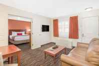 Common Space Ramada by Wyndham Elko Hotel at Stockmen's Casino