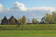 Exterior Welgelegen - Caravan Park