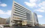 Exterior 7 Howard Johnson by Wyndham Bur Dubai