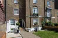 Bangunan Paddington Green Serviced Apartments