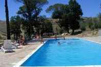 Swimming Pool Casale Villa Raino