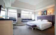 Kamar Tidur 6 The Riverside Hotel